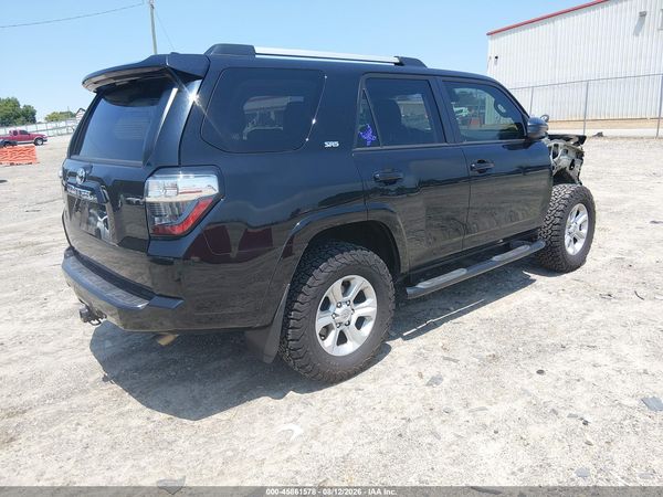 2021 TOYOTA 4RUNNER SR5