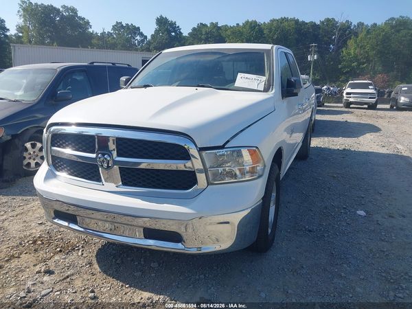 2016 RAM 1500 SLT