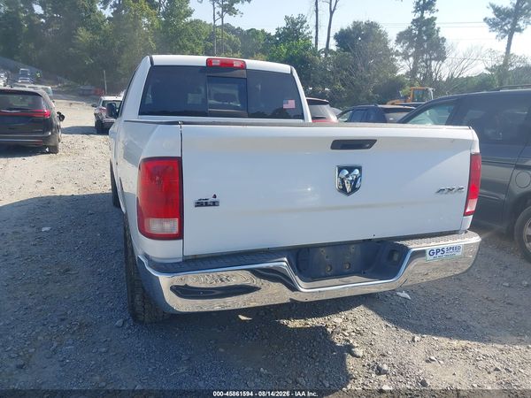 2016 RAM 1500 SLT