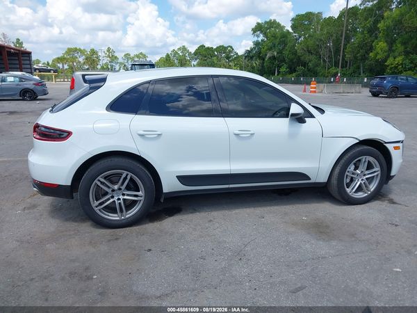 2017 PORSCHE MACAN