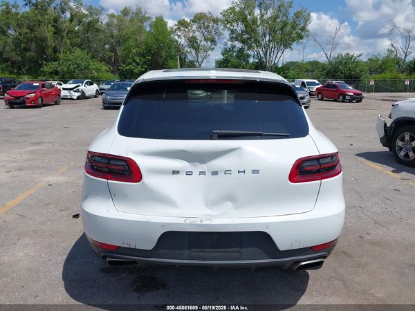 2017 PORSCHE MACAN
