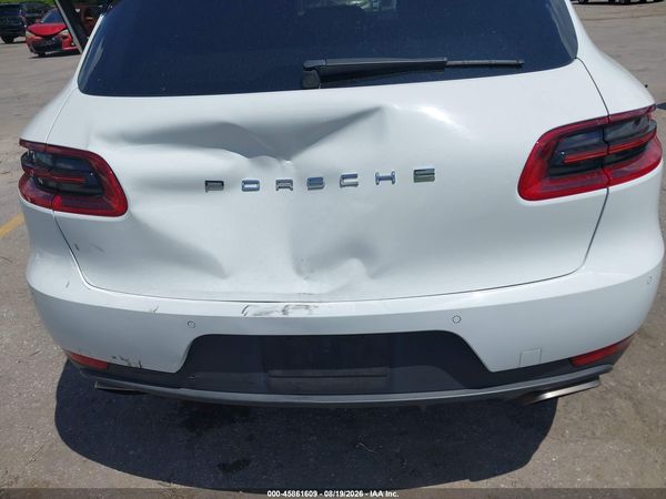 2017 PORSCHE MACAN