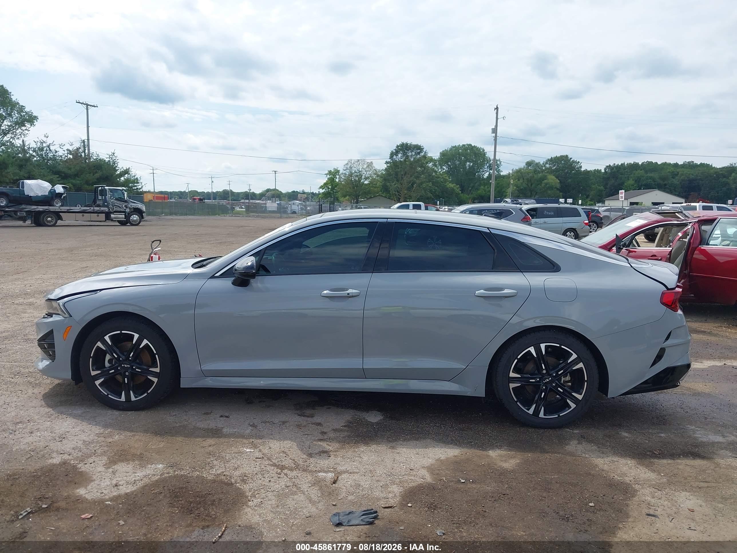 2022 KIA K5 GT-LINE