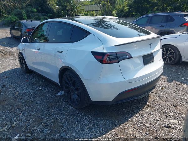 2024 TESLA MODEL Y
