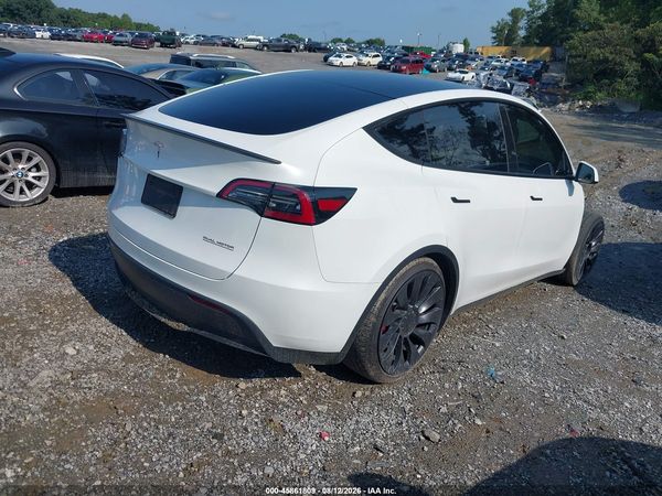 2024 TESLA MODEL Y
