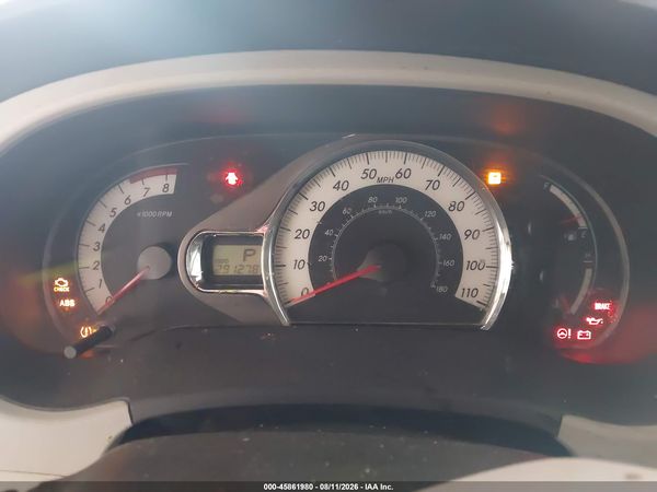 2013 TOYOTA SIENNA SE 8 PASSENGER — I7