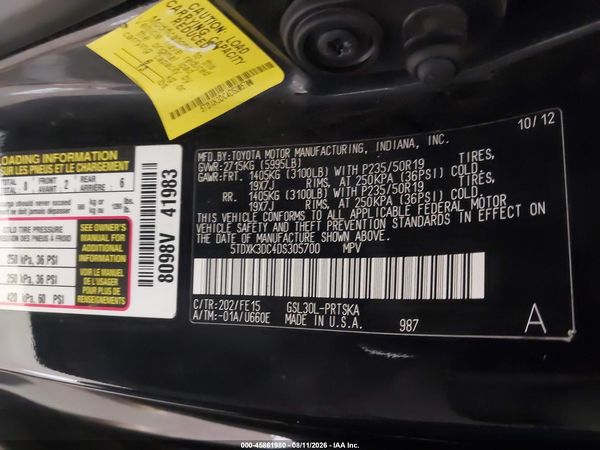 2013 TOYOTA SIENNA SE 8 PASSENGER — I9