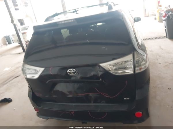 2013 TOYOTA SIENNA SE 8 PASSENGER — I119