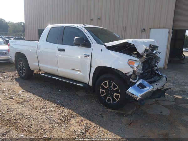 2017 TOYOTA TUNDRA SR5 5.7L V8