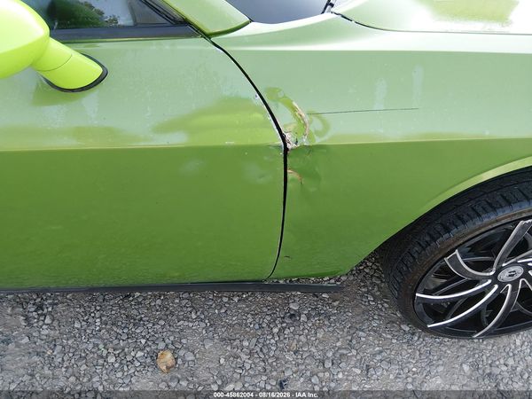 2014 DODGE CHALLENGER SXT