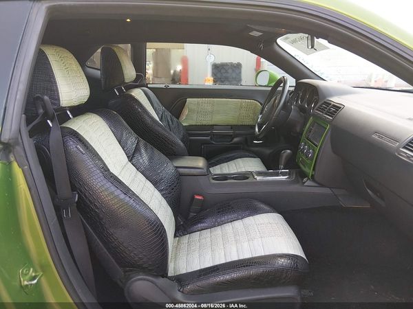 2014 DODGE CHALLENGER SXT