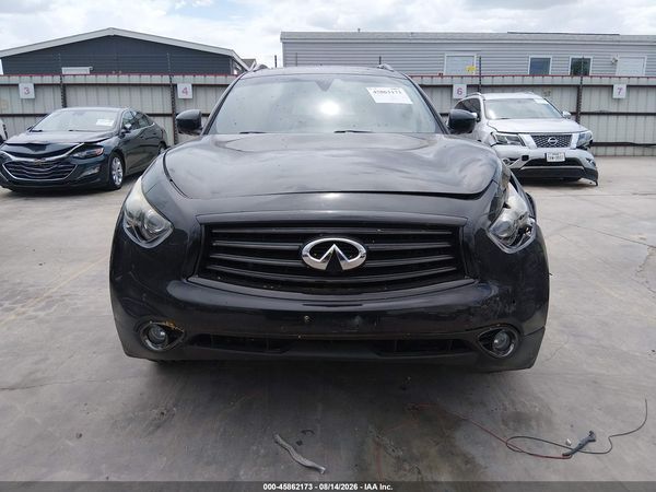 2016 INFINITI QX70