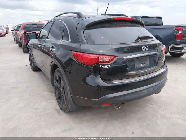 2016 INFINITI QX70
