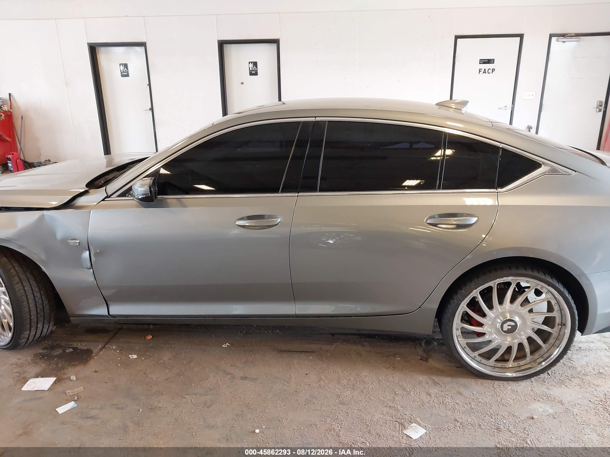 2023 CADILLAC CT5 LUXURY