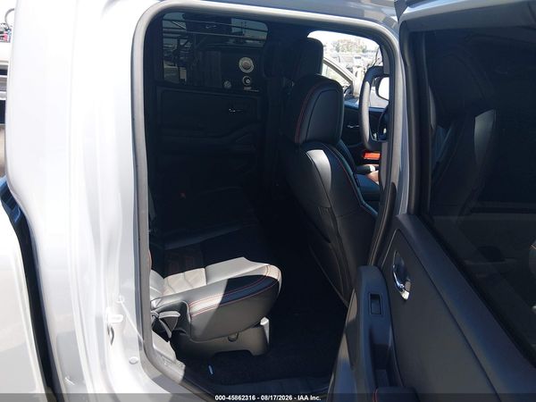 2025 NISSAN FRONTIER LONG BED PRO-4X 4X4 — I8