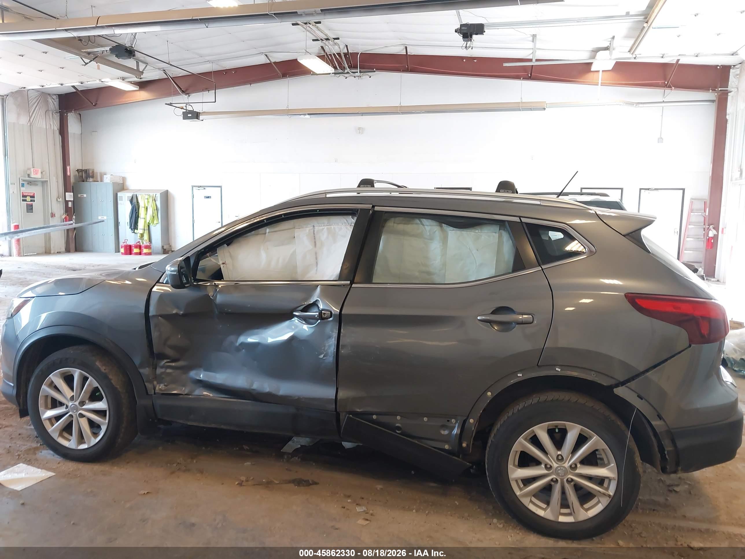 2018 NISSAN ROGUE SPORT SV