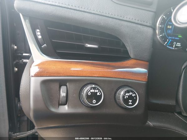 2017 CADILLAC ESCALADE LUXURY