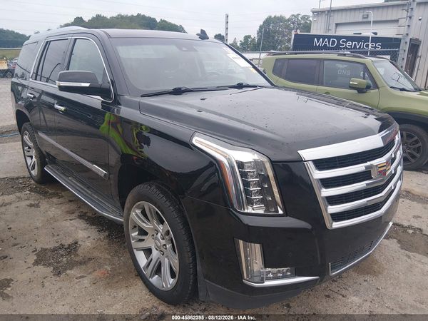 2017 CADILLAC ESCALADE LUXURY