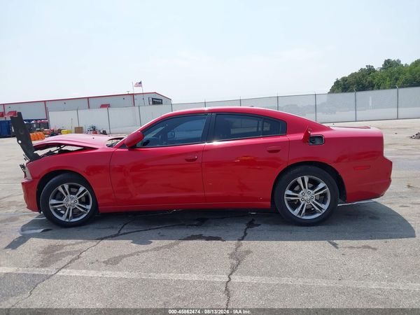 2013 DODGE CHARGER SXT