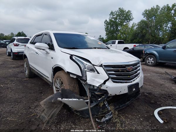 2017 CADILLAC XT5 LUXURY