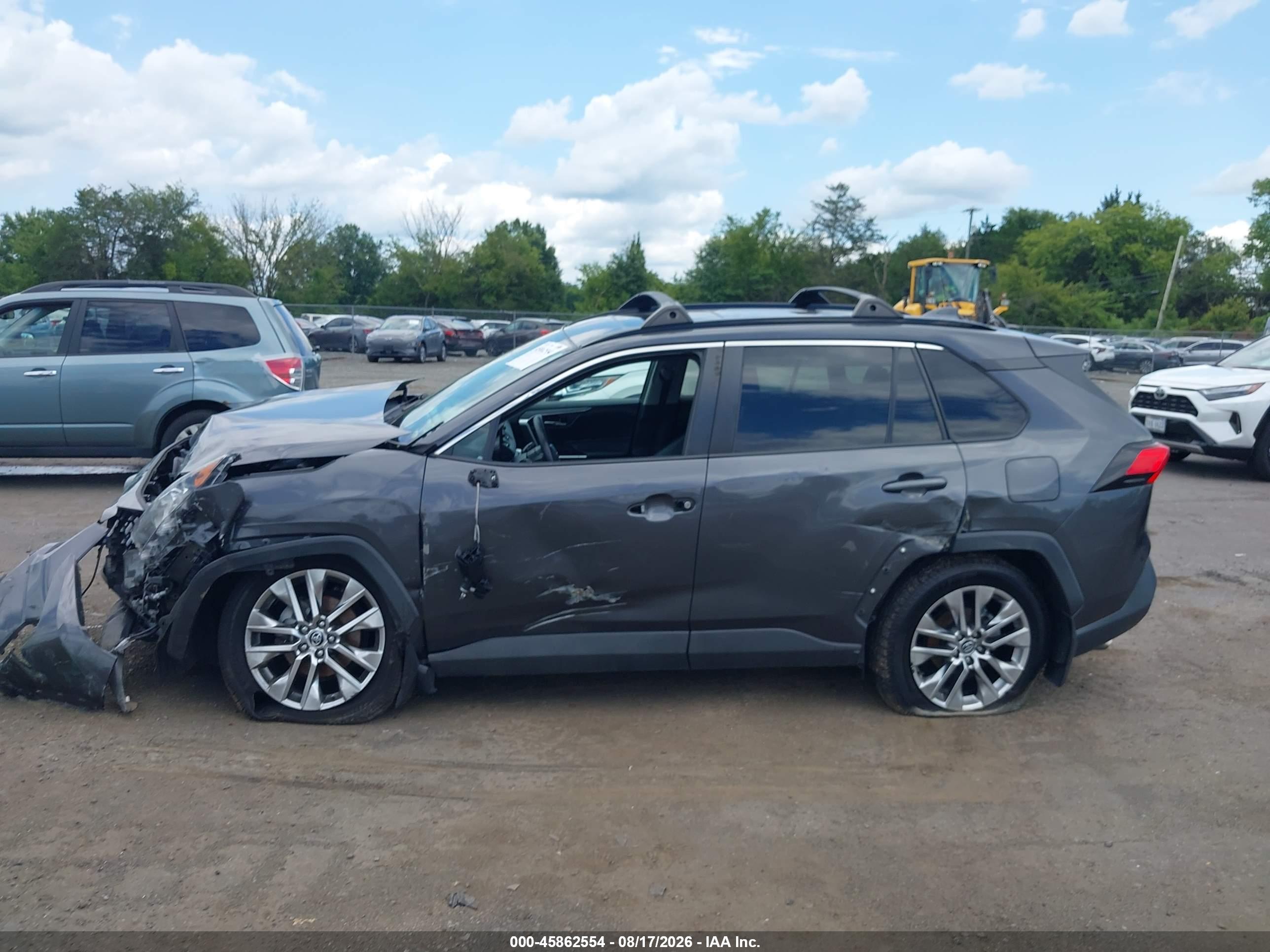 2020 TOYOTA RAV4 XLE PREMIUM
