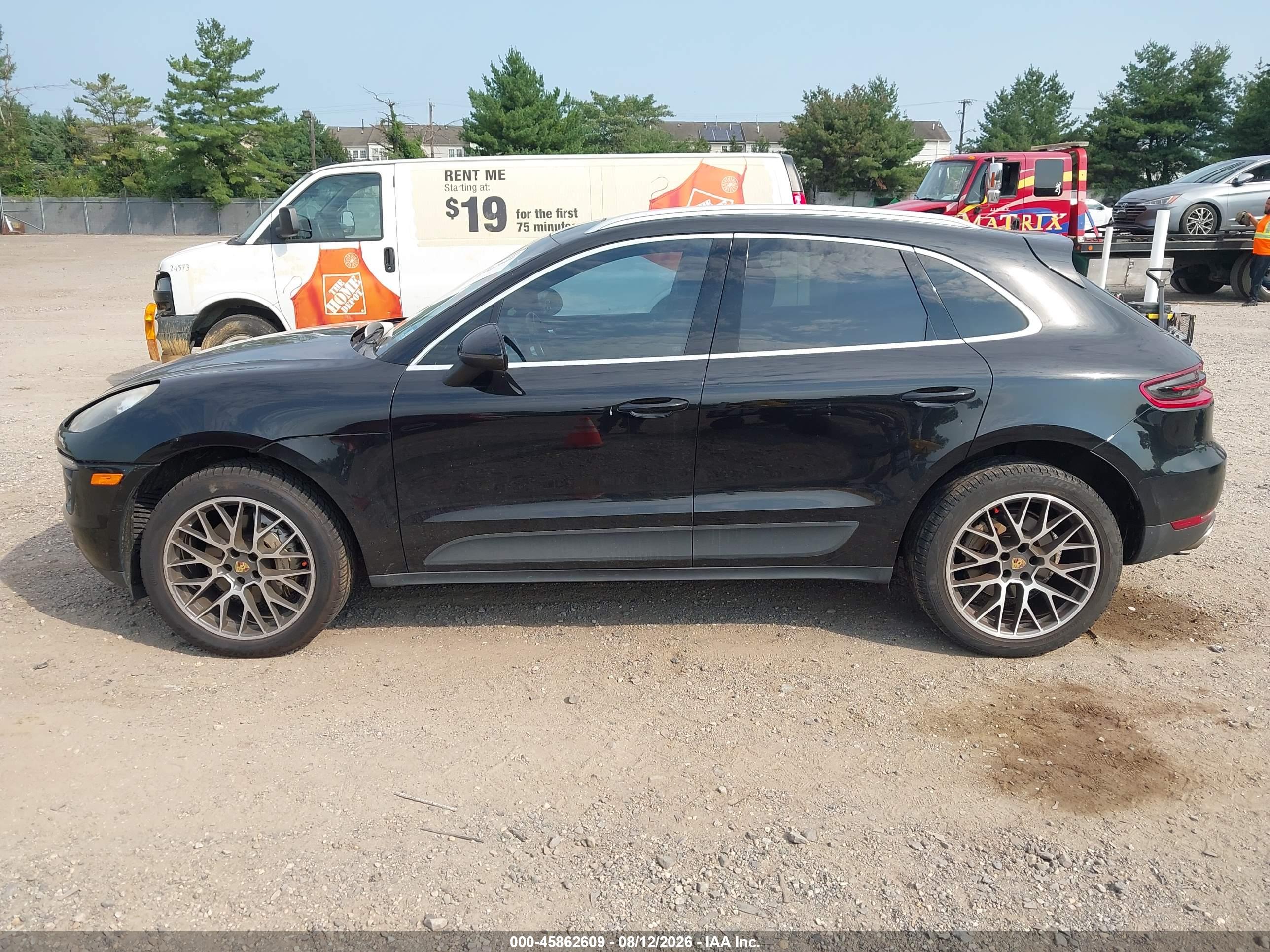 2016 PORSCHE MACAN S