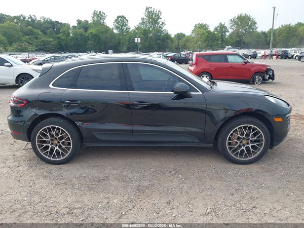 2016 PORSCHE MACAN S