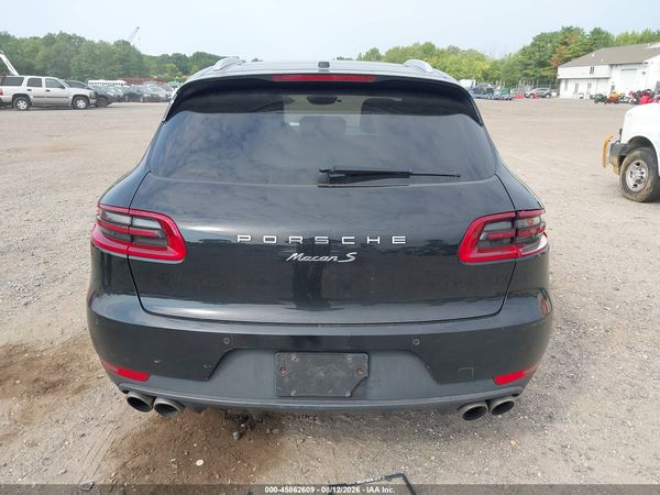 2016 PORSCHE MACAN S