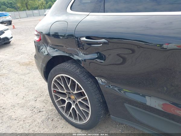 2016 PORSCHE MACAN S
