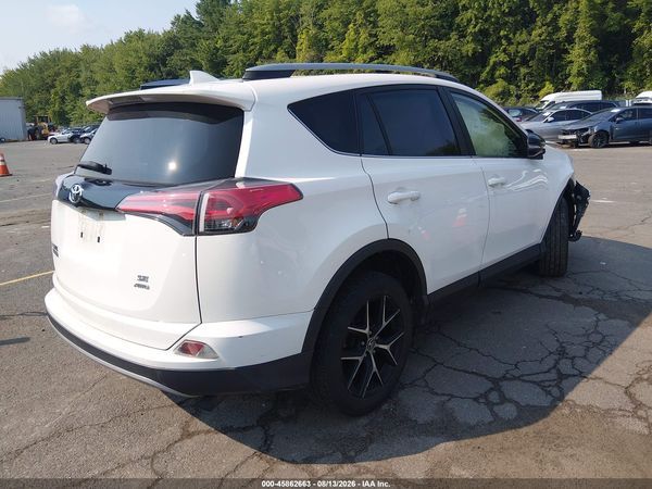 2017 TOYOTA RAV4 SE