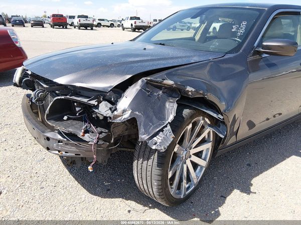2014 CHRYSLER 300
