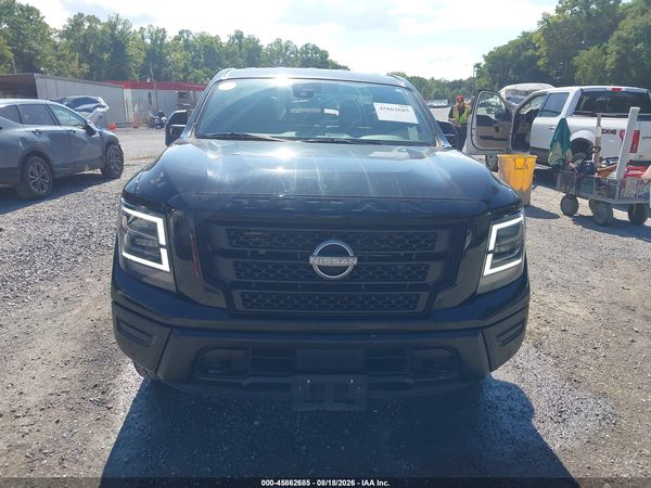 2024 NISSAN TITAN SV 4X4