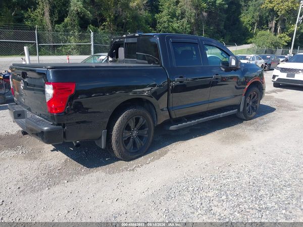 2024 NISSAN TITAN SV 4X4