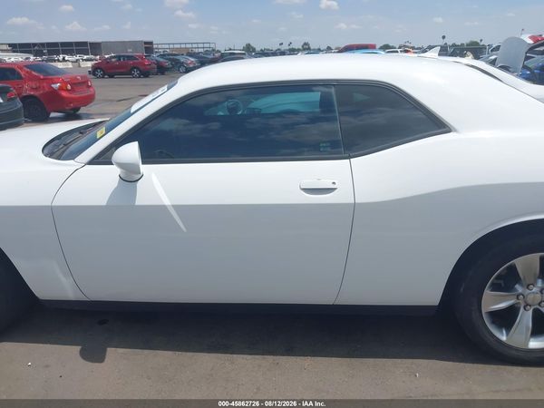 2018 DODGE CHALLENGER SXT
