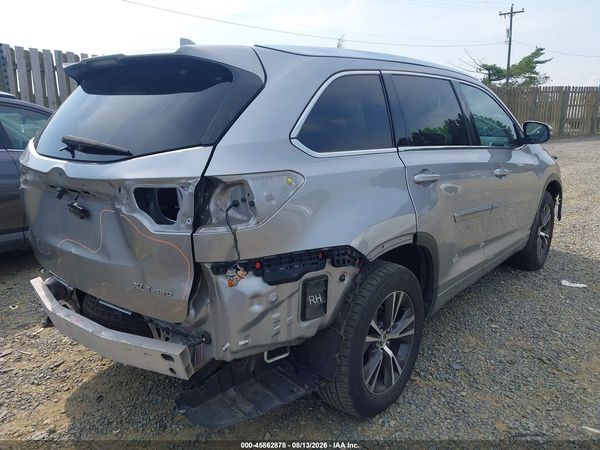 2016 TOYOTA HIGHLANDER XLE V6