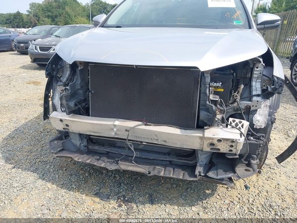 2016 TOYOTA HIGHLANDER XLE V6