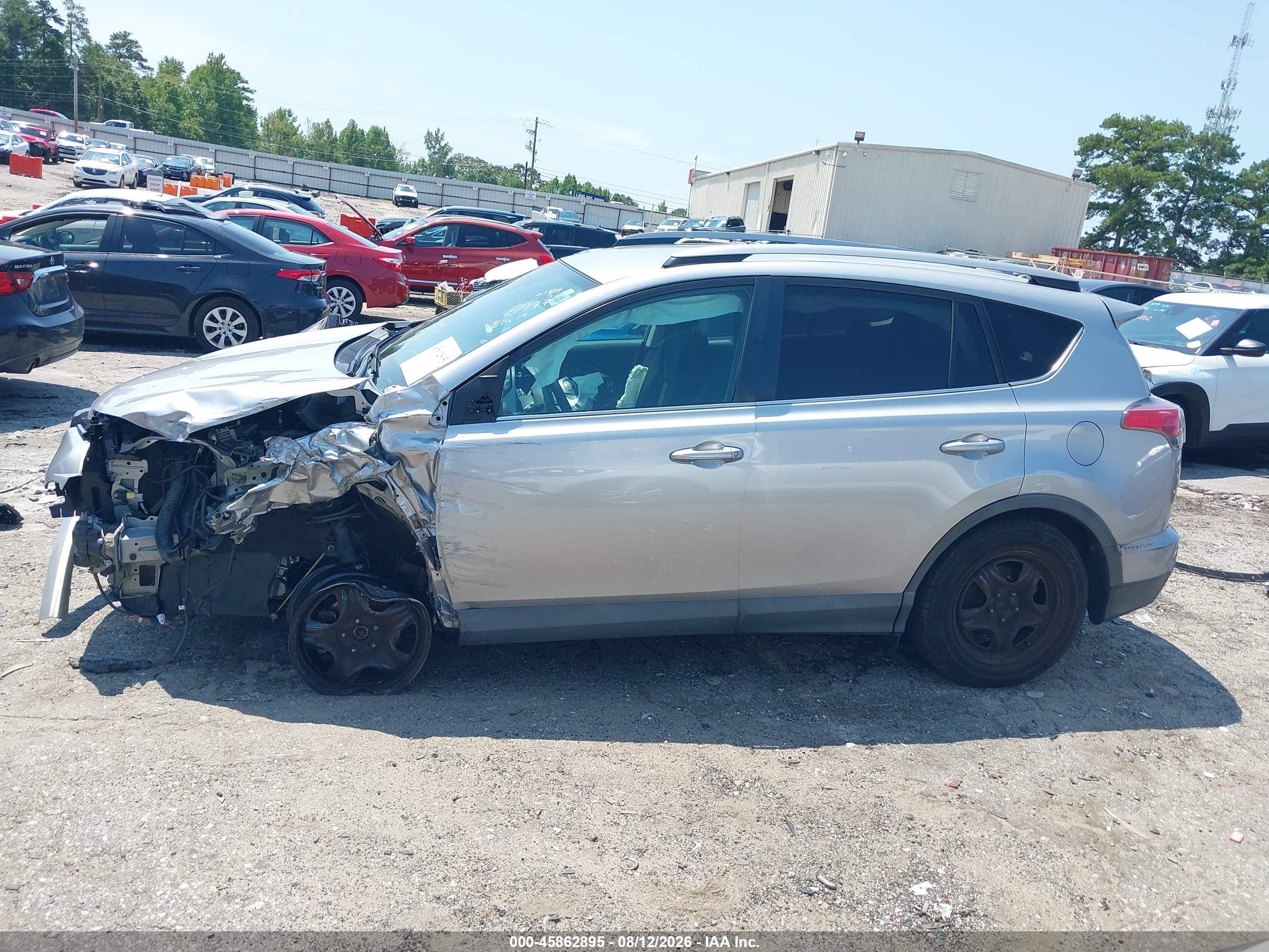 2018 TOYOTA RAV4 LE