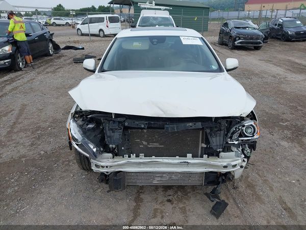 2017 VOLVO S60 T5 DYNAMIC