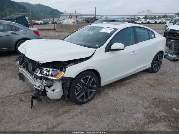 2017 VOLVO S60 T5 DYNAMIC