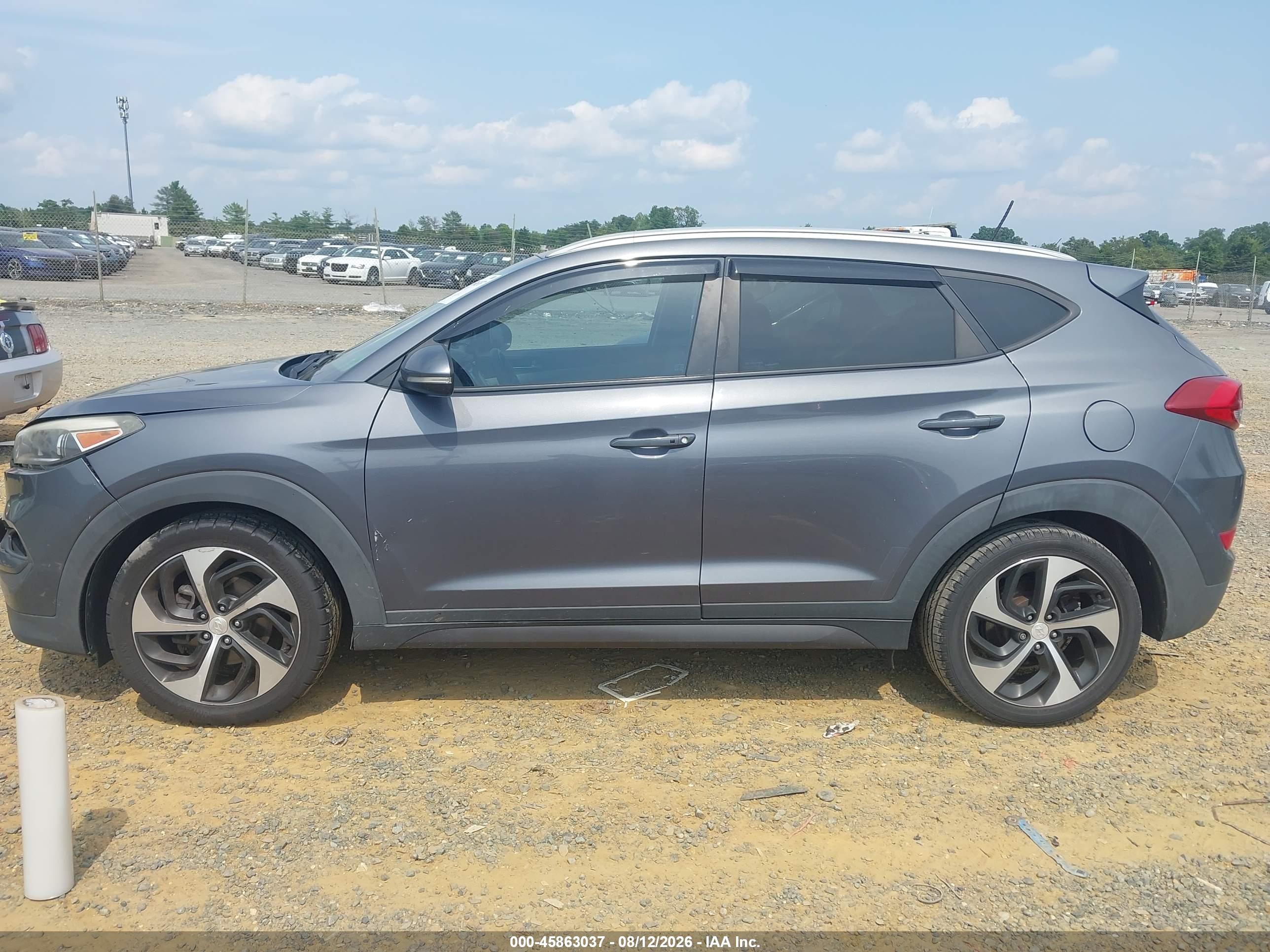 2016 HYUNDAI TUCSON SPORT