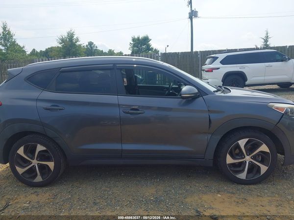 2016 HYUNDAI TUCSON SPORT