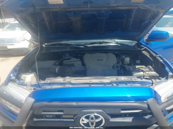 2017 TOYOTA TACOMA SR5 V6