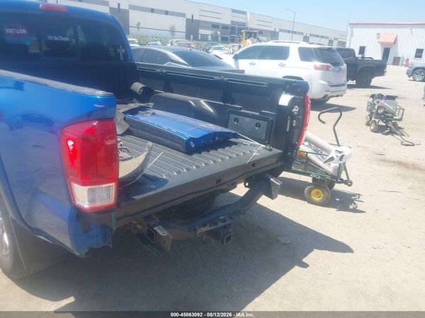 2017 TOYOTA TACOMA SR5 V6