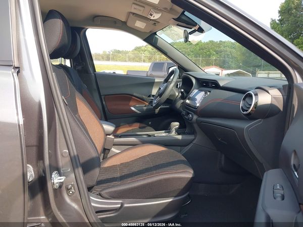 2024 NISSAN KICKS SR XTRONIC CVT — I5
