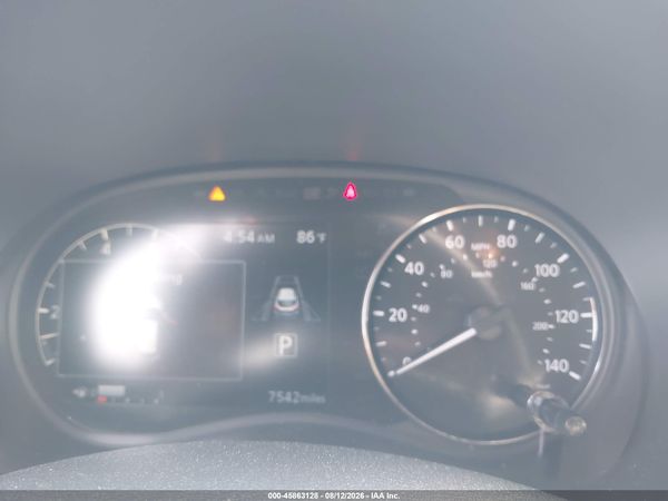 2024 NISSAN KICKS SR XTRONIC CVT — I7
