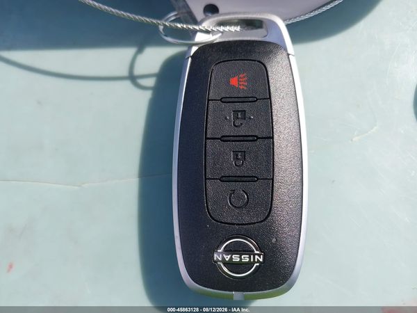 2024 NISSAN KICKS SR XTRONIC CVT — I11
