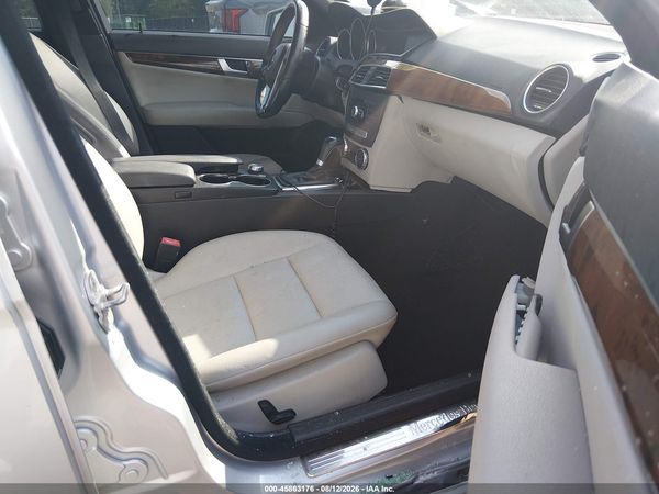 2012 MERCEDES-BENZ C 250 LUXURY/SPORT