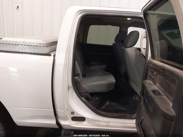 2017 RAM 2500 TRADESMAN  4X4 6'4 BOX