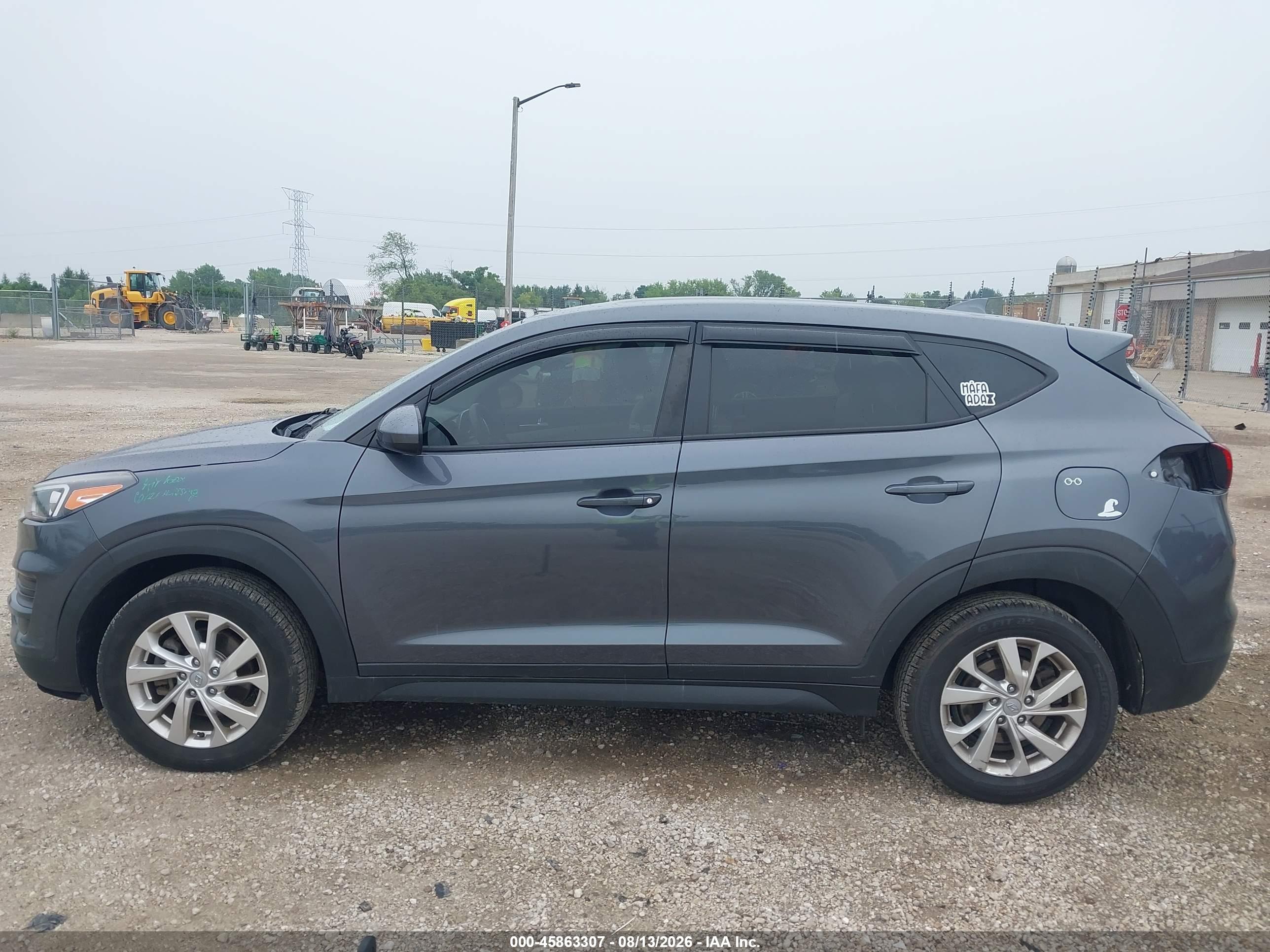 2019 HYUNDAI TUCSON SE