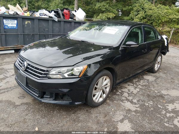 2018 VOLKSWAGEN PASSAT — I2